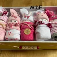 Windeltorte Mädchen, Sockenbabys, auch mit Name, Geschenk  zur Geburt Bild 5