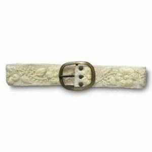 Weißer bestickter Gürtel, Blumengürtel aus ungefärbter Schafwolle, Handgemachter Damengürtel aus Peru, Webgürtel Bild 1