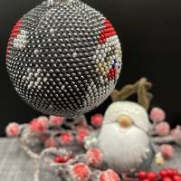 Weihnachtskugeln / Weihnachtsbaumschmuck/ Christbaumschmuck gehäkelt mit Baumwollgarn und kleinen Glasperlen Bild 3