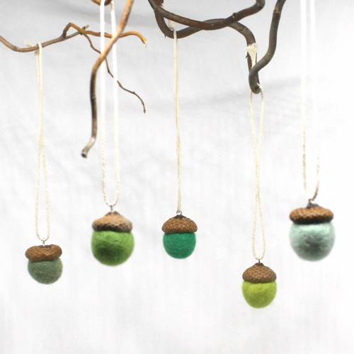 Nachhaltige Weihnachtsdeko Gefilzte Eicheln in Wunschfarbe Herbstdeko Weihnachtsbaumschmuck 2,95 EURO/Stück
