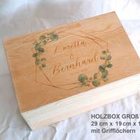 Erinnerungsbox aus Holz Hochzeit Design Eukalyptus Gold Bild 1