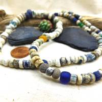 rustikale antike Nila-Glasperlen aus Mali - 5 - 9,5 mm - gemischte Sahara Perlen - blau grün - 57 cm - Djenne Nila Bild 4