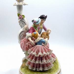 Rokoko Porzellan Kerzenleuchter Figurine Familie Bild 3