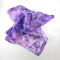 Seidentuch 55x55 cm **Lilac** handgefärbtes Unikat von ZWEIFARBIG Bild 3