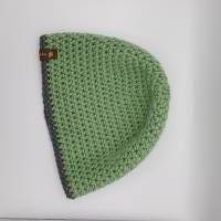 Mütze Gr. L/XL unisex, hellgrün mit schmalen Rand in anthrazit, warm, kuschelig, gehäkelt Bild 4