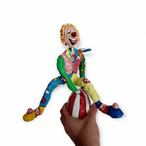 Clown Pop Art akrobatische Harlekin Skulptur Zirkusfigur Bild 8