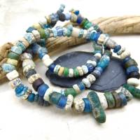 rustikale antike Nila-Glasperlen aus Mali - 5-9 mm - Sahara Perlen - blau grün - 52cm - Djenne Nila Doppelperlen Bild 2