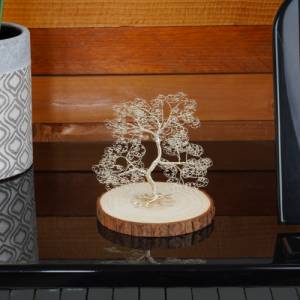 Mini Drahtbaum auf Holzscheibe Silber - GRÖßE S - Deko Bonsai aus Draht, Unikat Dekoration - verschiedene Varianten Bild 4