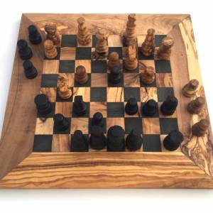 Schachspiel gerade Kante, Schachbrett Gr. M inkl. 32 Schachfiguren Handgemacht aus Olivenhoolz, hochwertig, Geschenkidee Bild 7