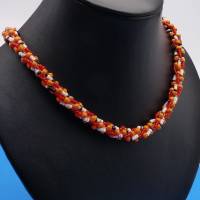 Halskette, rot orange, Häkelkette, orangerot bis schwarz, Länge 53 cm, Perlenkette, Rocailles, Häkelschmuck Bild 2