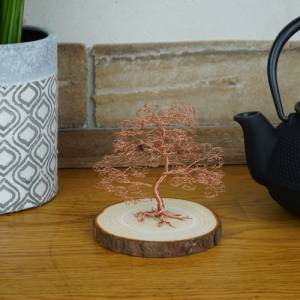 Mini Drahtbaum auf Holzscheibe Kupfer - GRÖßE S - Deko Bonsai aus Draht, Unikat Dekoration - verschiedene Varianten Bild 2