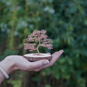 Mini Drahtbaum auf Holzscheibe Kupfer - GRÖßE S - Deko Bonsai aus Draht, Unikat Dekoration - verschiedene Varianten Bild 6