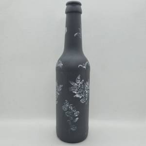 Kleine Vase in grau mit weißen Akzenten, handbemalt Bild 6