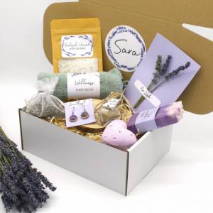 Vegan: Personalisierte Geschenkbox Lavendel Wellnessbox handgemachte Seife Amethyst Ohrringe Geschenk Freundin Lavendel Bild 4
