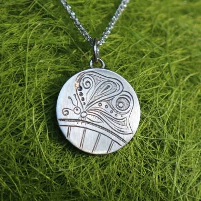 Schmetterling, Silberanhänger Butterfly on a wheel