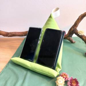 Sitzsack für Laptop, Handys oder Buchstütze in grün, Sitzkissen für Ebook-Reader und Tablet, stabile und weiche Halterun Bild 1