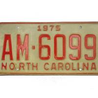 USA North Carolina Car Plate Nummernschild rot 6099 von 1975 Bild 1
