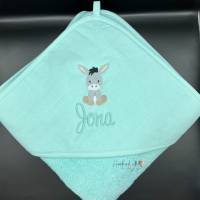 Kapuzen-Badetuch mit süßem Esel und Wunschnamen bestickt, personalisierte Geschenkidee zur Geburt Bild 6