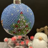 Weihnachtskugeln/Weihnachtsbaumschmuck /Christbaumschmuck gehäkelt mit Baumwollgarn und kleinen Glasperlen Bild 3