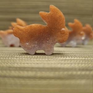 Süße kleine Hasen aus Epoxidharz, 6er Set. Dekoration für den Tisch usw. Bild 3