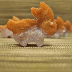 Süße kleine Hasen aus Epoxidharz, 6er Set. Dekoration für den Tisch usw. Bild 5