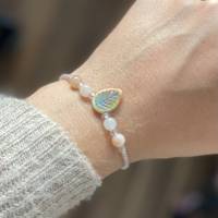 Armband „Pastel Leaf“ - Rocailles-Perlen-Armband mit Farbverlauf, Jade-Perlen und Glas-Blatt Bild 4