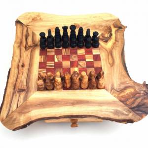 Schachspiel rustikal, Schachtisch Gr. S inkl. 32er Schachfiguren, handgefertigt aus Olivenholz, Schach Geschenk. Bild 1