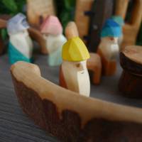 Schneewittchen und 7 Zwerge mit Märchen Wald Holzfiguren, Waldorf Kindergarten Holzspielzeug das ideale Geschenk Bild 5