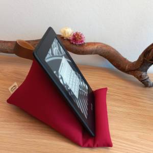 Sitzsack rot oder schwarz, Sitzkissen für Handy, E-Reader und Tablet, formstabile Buchablage, dekorativ und praktisch Bild 8