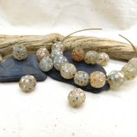 9 alte weiße Skunk Perlen mit farbigen Punkten - milchig weiße venezianische Handelsperlen - Augenperlen Bild 5
