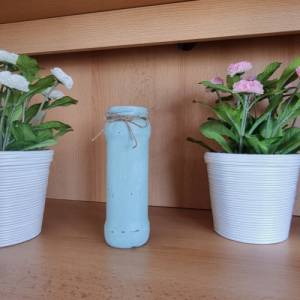 Kleine Vase in Grün, handbemalt in Shabby Chic Bild 1
