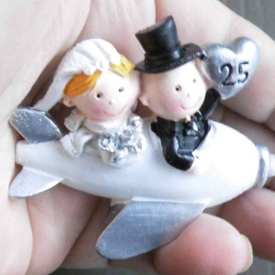 Silberhochzeitspaar Brautpaar  im Flugzeug Tischdeko Tortendekoration - 2-D-Optik - 25 Jahre verheiratet 5 Stück