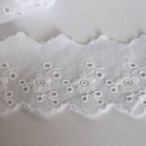 2,95 EUR/Meter Festonspitze in Weiß, Baumwollspitze Weiß  5 cm breit Wäschespitze Bild 2