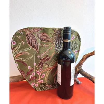 Umhüllung für Weinflasche als Geschenkverpackung, Überzug für Weinflasche zur Dekoration als Vase in grün und rot