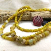 antike gelbe Djenné-Perlen aus Mali 3 - 6,5 mm - Strang ca. 62cm - Nila Glasperlen gelb Bild 4