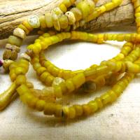 antike gelbe Djenné-Perlen aus Mali 3 - 6,5 mm - Strang ca. 62cm - Nila Glasperlen gelb Bild 7