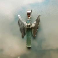 Engel Anhänger aus Welo Opal und Aquamarin Kristall in Silber Bild 1