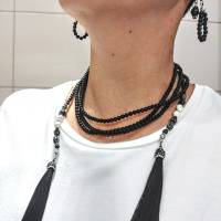 Extra lange Halskette zum Wickeln mit Totenkopf, Lava Hämatit Oxyn und Howlith Perlen UNIKAT Bild 2