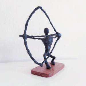 Moderne Skulptur Bogenschießen Geschenk Bild 3