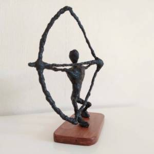 Moderne Skulptur Bogenschießen Geschenk Bild 5