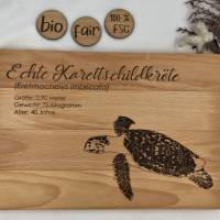 Schneidebrett, Servierbrett ,bio, Buche, Echte Karettschildkröte mit wissenschaftlichen Details, Holzbrett mit Gravur Bild 1