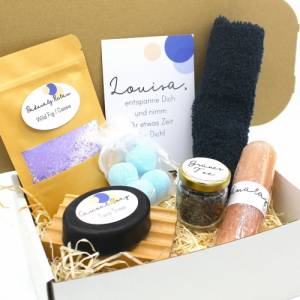 Vegan: Personalisierte Wellnessbox Unisex Geschenkbox Charcoal Seife Dusch Steamer Geschenkidee mit Namen mehrere Düfte Bild 1