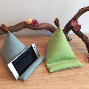 Grüner Sitzsack für Handy, Buch und Ebook-Reader, in apfelgrün oder mintgrün, dekorative Ablage als Geschenk zu Ostern Bild 2