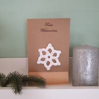 Festliche Weihnachtskarte mit handgemachter Schneeflocke Bild 4
