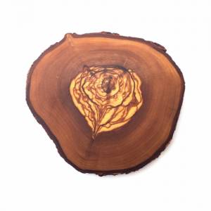 Untersetzer im Naturschnitt rustikal, Holz Glasuntersetzer, handgefertigt aus Olivenholz Bild 1