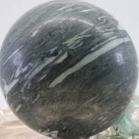 GROSSE GRÜNE GNEIS Edelsteinkugel 120 mm ~hohe Qualität ~Natürlich ~Sammlerstück ~Mineralien Bild 6