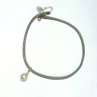 Muschelperle Anhänger 14 mm weiß am Lederband in wirework handgemacht Halsband Perlenanhänger Bild 4