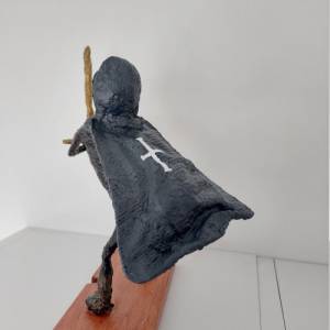 Skulptur zeitlos Tempelritter Kämpfer Ritter mit Schwert Bild 7