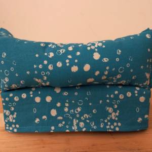 Taschentücher-Sofa in blau weiß, Umhüllung für Kosmetiktücherbox, Überzug mit Blickfang zu Ostern oder Geburtstag Bild 5