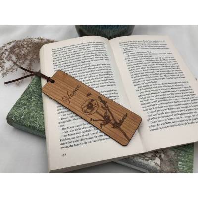 Lesezeichen aus Holz, Mohnblume personalisiert, aus Kirschvollholz, Geschenk zur Einschulung